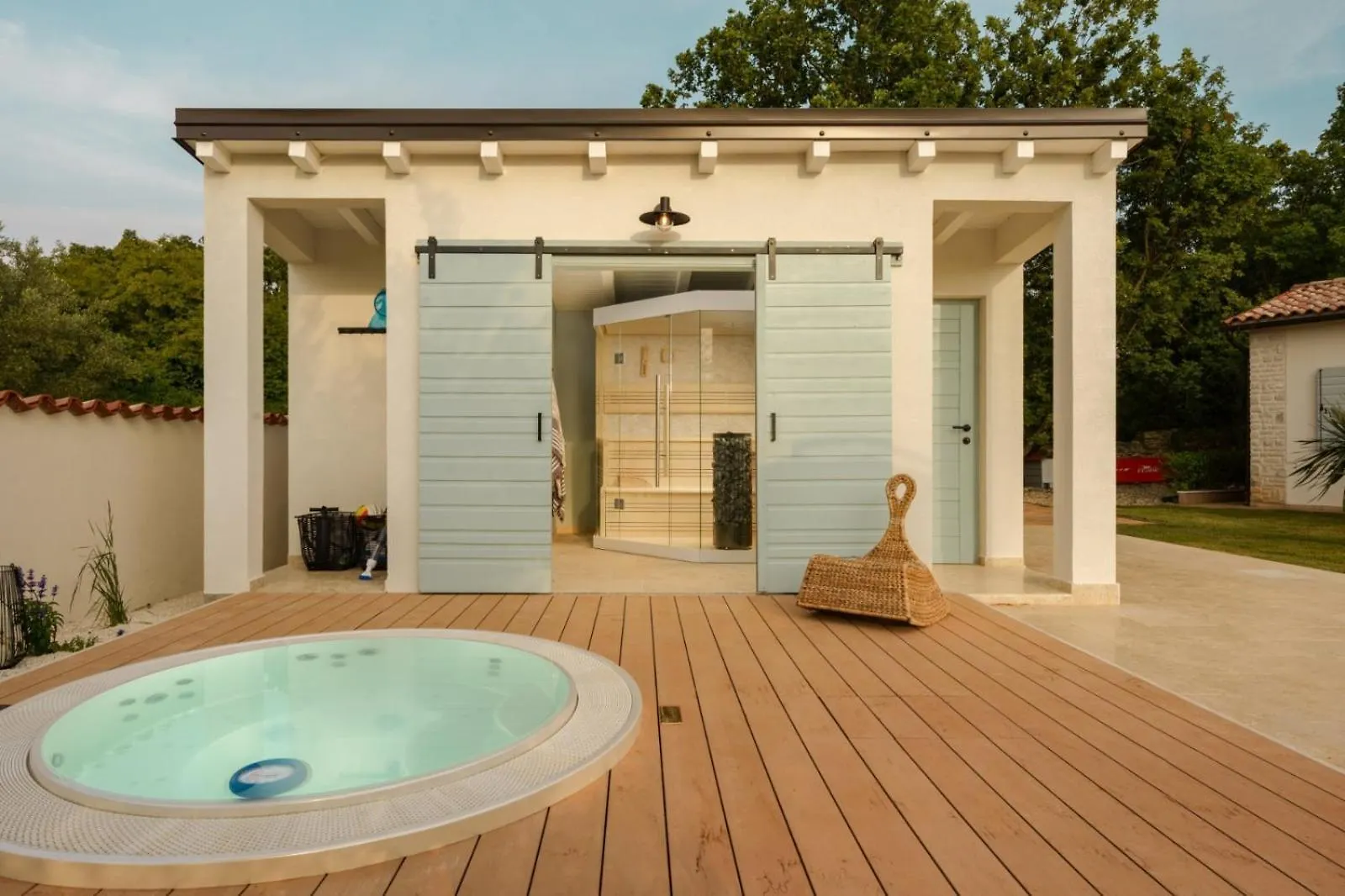 Luxury Villa In Istria - 9,000 Sqm Private Estate With Pool & Sauna, 15 Min To Sea, Near Fazana, 3 Bedrooms Croatia