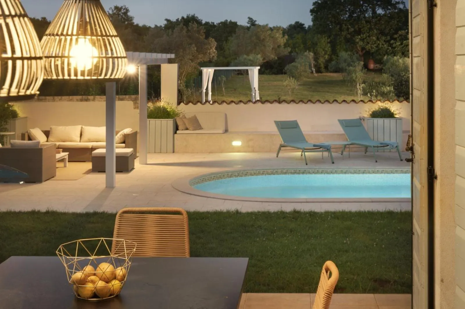 Luxury Villa In Istria - 9,000 Sqm Private Estate With Pool & Sauna, 15 Min To Sea, Near Fazana, 3 Bedrooms  Jursici