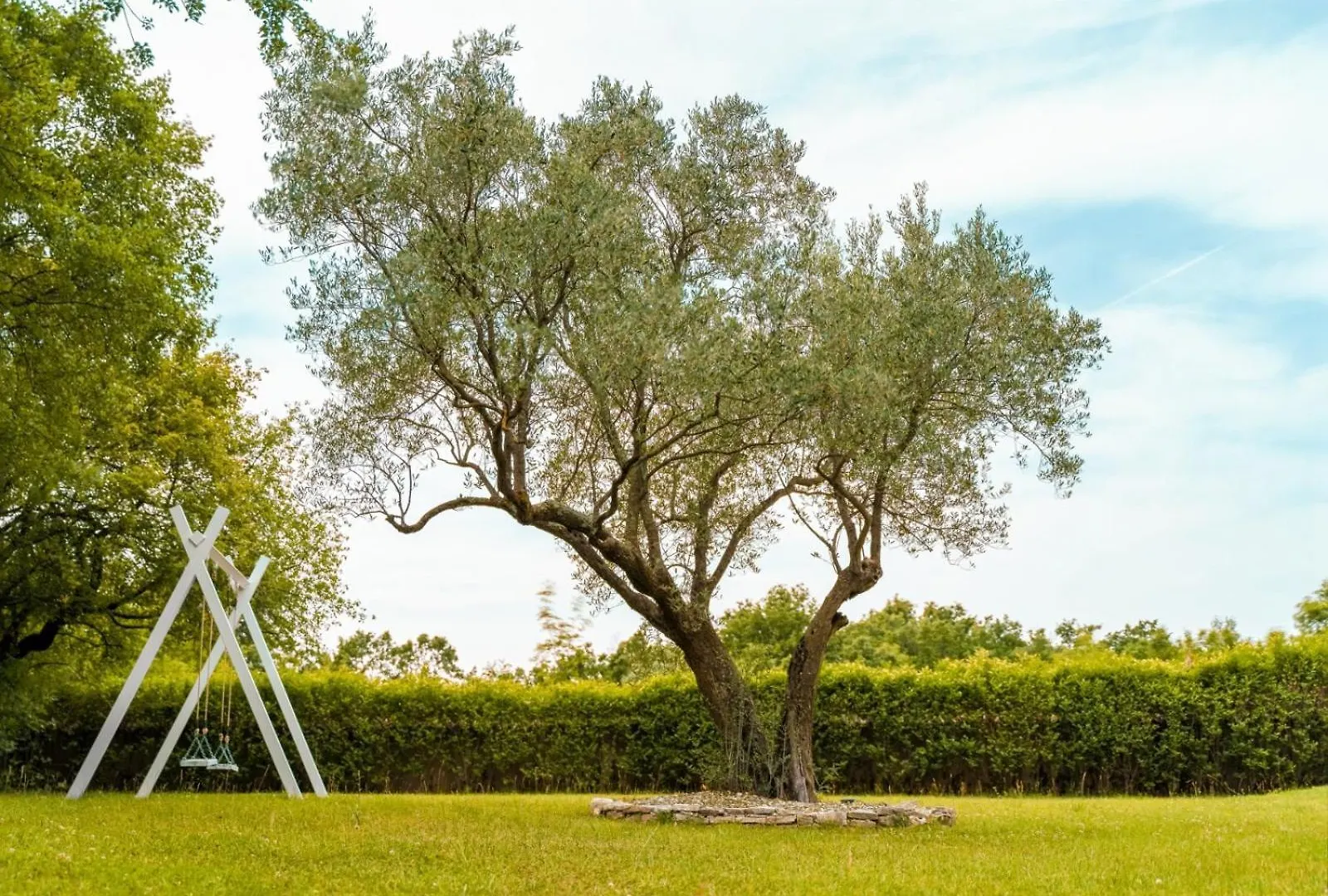 Luxury Villa In Istria - 9,000 Sqm Private Estate With Pool & Sauna, 15 Min To Sea, Near Fazana, 3 Bedrooms Croatia